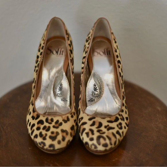 Softt Broadway Leopard Heels - Picture 3 of 13